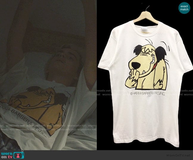 Vintage 90s Muttley Print Tee  worn by Fraser Wilson (Jack Dylan Grazer) on We Are Who We Are