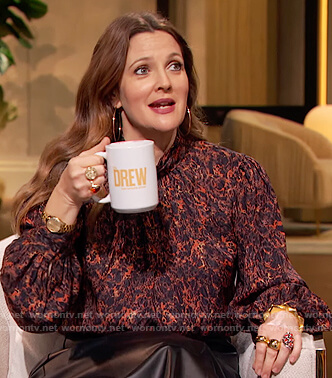 Drew’s printed blouse and leather skirt on The Drew Barrymore Show