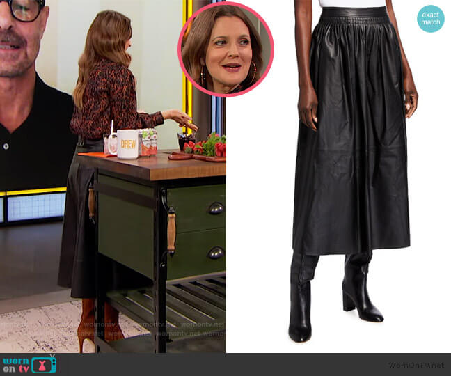 Italian Plonge Lambskin Sumner Skirt by Lafayette 148 worn by Drew Barrymore on The Drew Barrymore Show