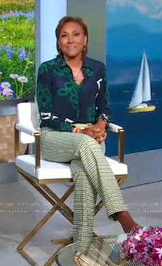 Robin’s navy and green link print blouse and check pants on Good Morning America