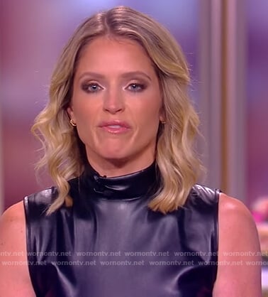 Sara’s black leather mock neck top on The View