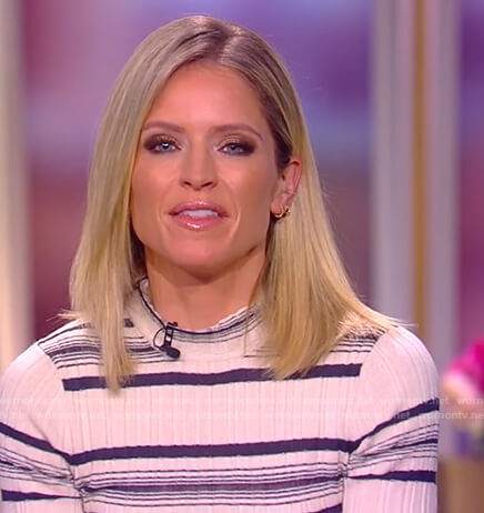 Sara’s white stripe ribbed top on The View