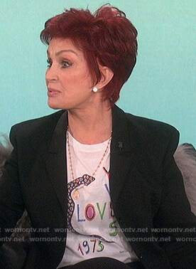 Sharon’s white snake graphic tee on The Talk