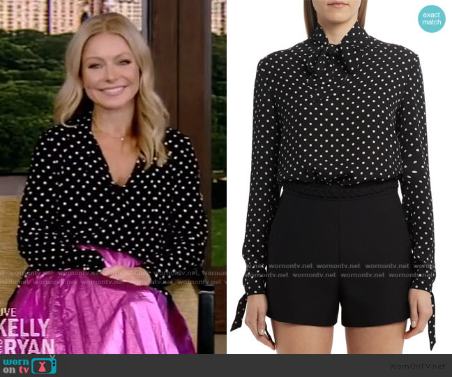 WornOnTV: Kelly’s black polka dot blouse and metallic pleated skirt on ...