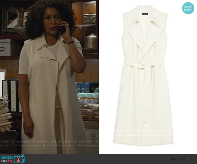 Oaklane Vest by Theory worn by Lola Carmichael (Simone Missick) on All Rise