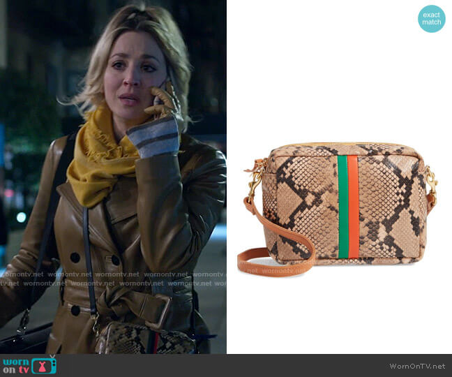 Clare V Midi Sac Snakeskin Embossed Crossbody Bag worn by Cassie Bowden (Kaley Cuoco) on The Flight Attendant