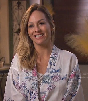 Clare's white floral robe on The Bachelorette