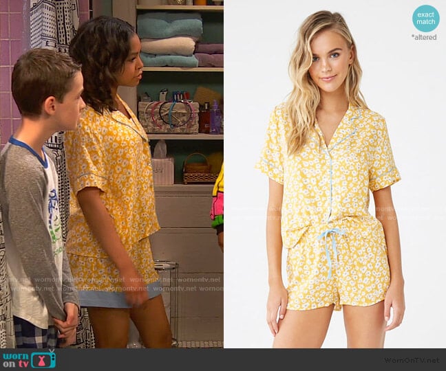 Floral Print Pajama Set by Forever 21 worn by Nia Baxter (Navia Robinson) on Ravens Home