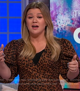 Kelly’s brown leopard print wrap dress  on The Kelly Clarkson Show