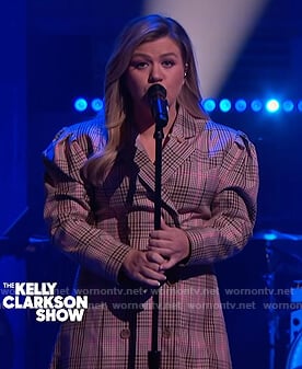 Kelly’s plaid double breasted dress on The Kelly Clarkson Show