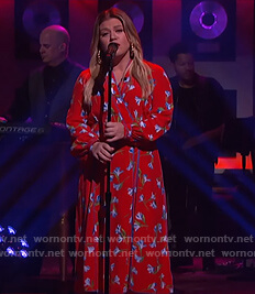 WornOnTV: Kelly’s red floral wrap dress on The Kelly Clarkson Show ...