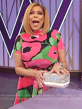 Wendy’s floral top and pleated skirt on The Wendy Williams Show