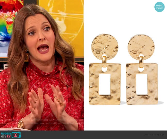 Hammered 24-karat gold-plated clip earrings by Ben-Amun worn by Drew Barrymore on The Drew Barrymore Show