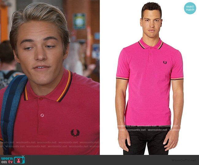 Twin Tipped Shirt by Fred Perry worn by Mac Morris (Mitchell Hoog) on Saved By The Bell