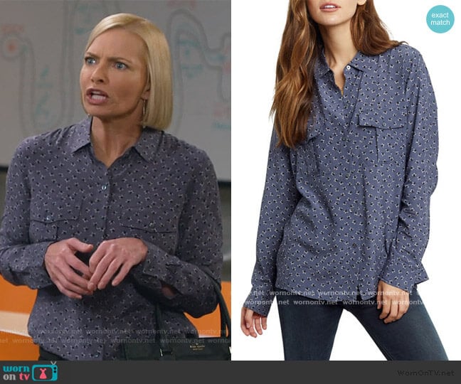 Rhett Shirt in Midnight Stars by Rails worn by Jill Kendall (Jaime Pressly) on Mom