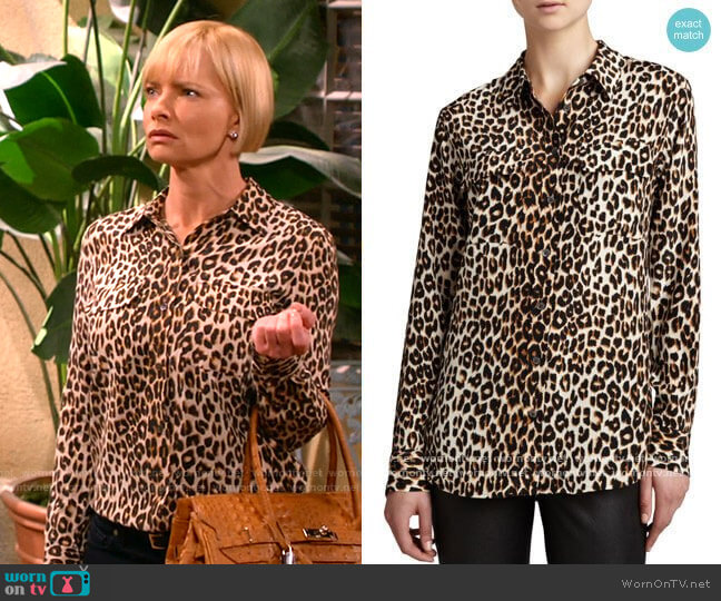 Equipment Slim Signature Leopard-Print Blouse worn by Jill Kendall (Jaime Pressly) on Mom