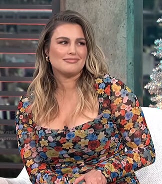 Carissa’s floral print square neck dress on E! News Daily Pop