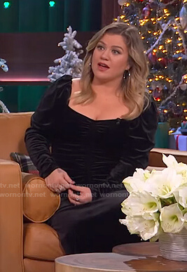 Kelly’s black puff sleeve velvet dress on The Kelly Clarkson Show