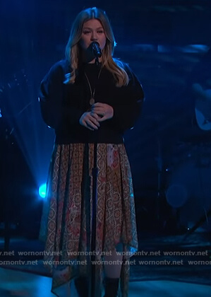 Kelly’s patchwork asymmetric skirt on The Kelly Clarkson Show