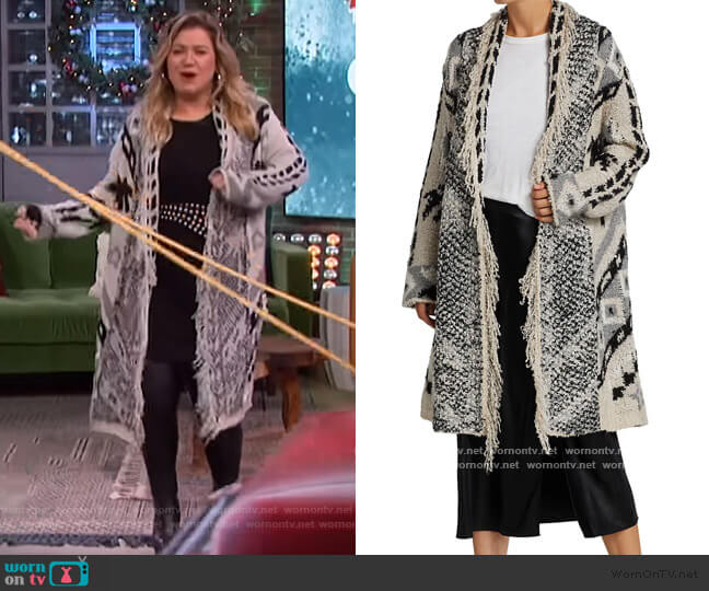 Marilyn Palm Tree Weave Cardigan by Le Superbe worn by Kelly Clarkson on The Kelly Clarkson Show