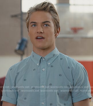 Mac's blue printed shirt on Saved By The Bell