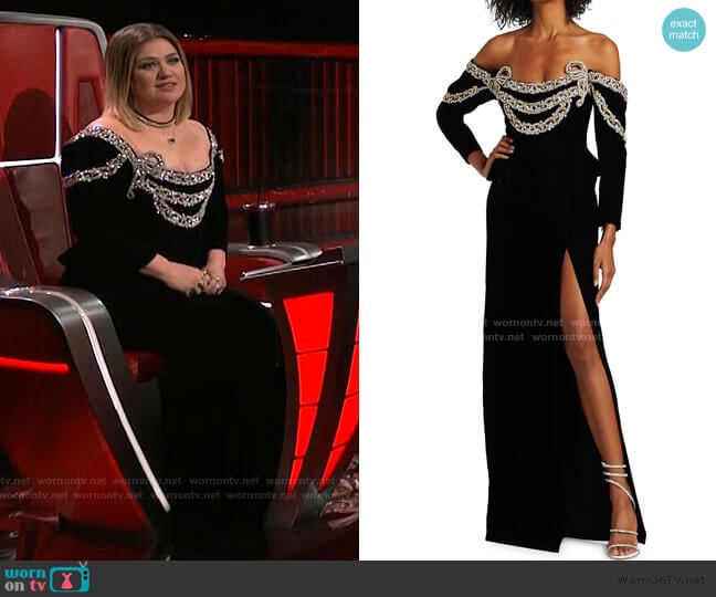 Off-The-Shoulder Jeweled Velvet Gown by Raisa Vanessa worn by Kelly Clarkson on The Voice