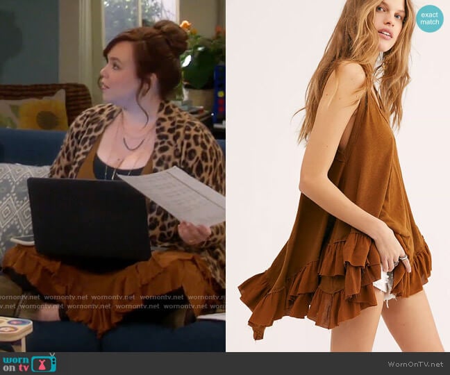 Free People We The Free Shimmy Sasha Tank worn by Kristin Baxter (Amanda Fuller) on Last Man Standing