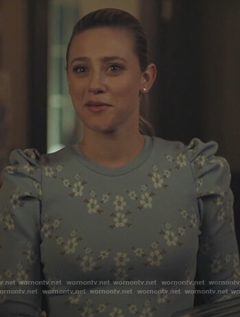 Betty’s blue floral puff sleeve sweater on Riverdale