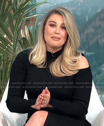 Carissa’s black ribbed cutout dress on E! News Daily Pop