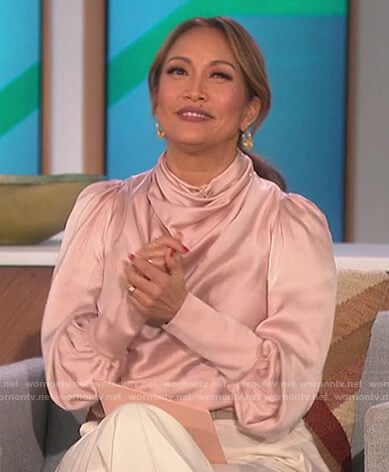 Carrie’s pink cowl neck blouse on The Talk