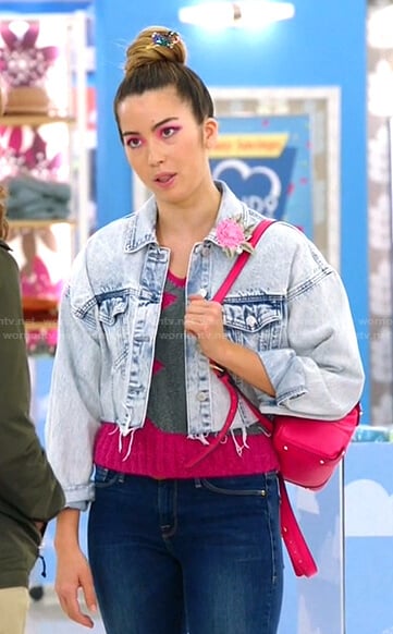 Cheyenne’s cropped denim jacket on Superstore