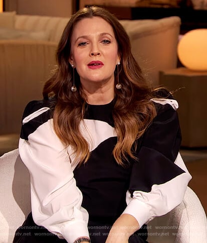 Drew’s black and white puff sleeve blouse on The Drew Barrymore Show