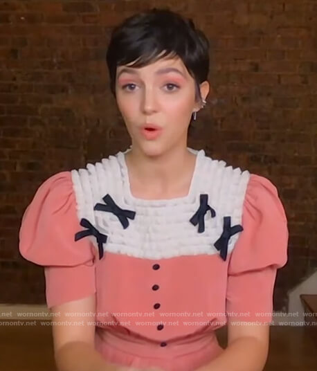 Ella Hunts pink ribbon tie dress on The Kelly Clarkson Show