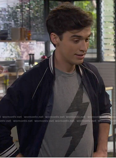 Freddie's grey bolt print tee on Call Your Mother
