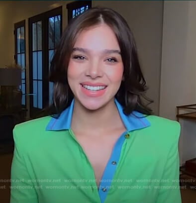 Hailee Steinfeld’s green contrast polo on Good Morning America