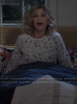 Jean's white floral pj top on Call Your Mother