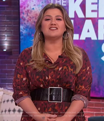 Kelly's red leopard print shirtdress on The Kelly Clarkson Show