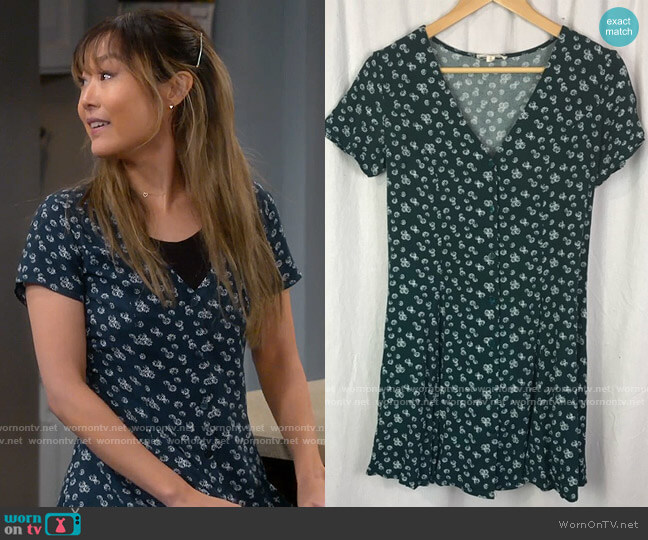 LA Hearts Button Front Swing Dress worn by Jen (Krista Marie Yu) on Last Man Standing