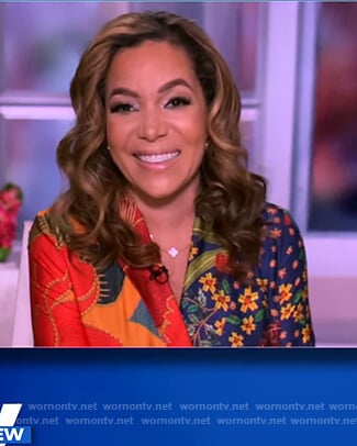 Sunny’s floral printed kimono on The View