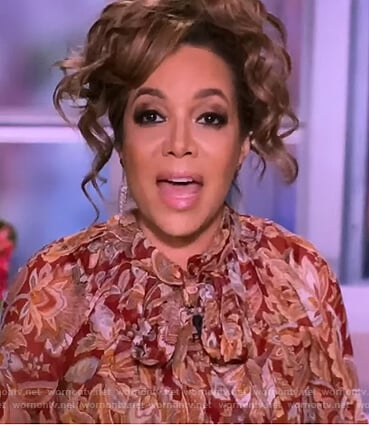 WornOnTV: Sunny’s floral tie neck blouse on The View | Sunny Hostin ...