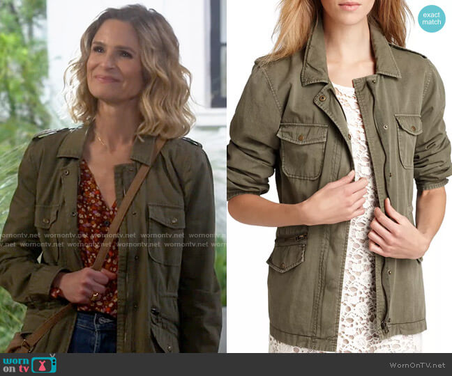 WornOnTV: Jean’s green army jacket on Call Your Mother | Kyra Sedgwick ...