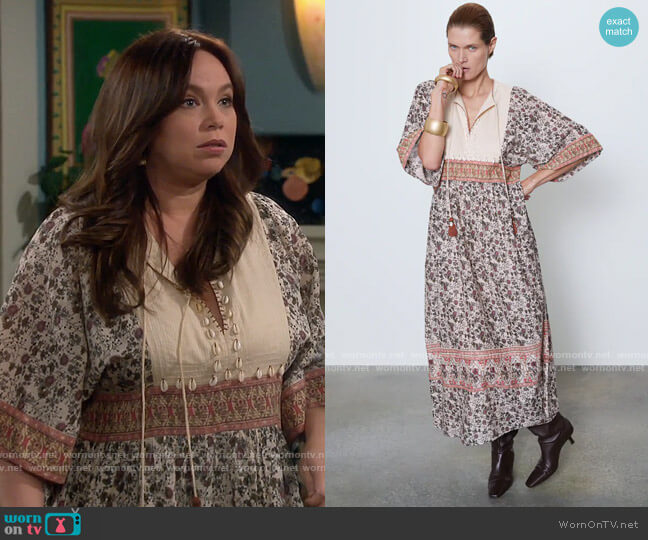 Wornontv Kristin S Floral Dress With Shells On Last Man Standing Amanda Fuller Clothes And Wardrobe From Tv