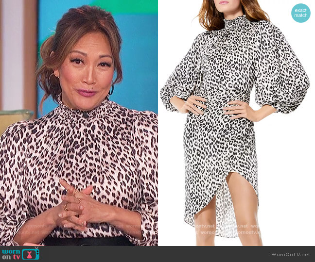 Jerilyn Balloon Sleeve Dress by Alice + Olivia worn by Carrie Inaba on The Talk