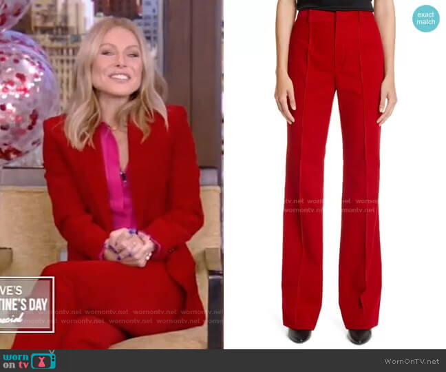 WornOnTV: Kelly’s pink shirt and red blazer on Live with Kelly and Ryan ...