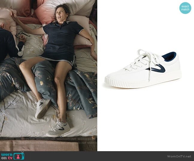 Delia’s white sneakers on The Unicorn