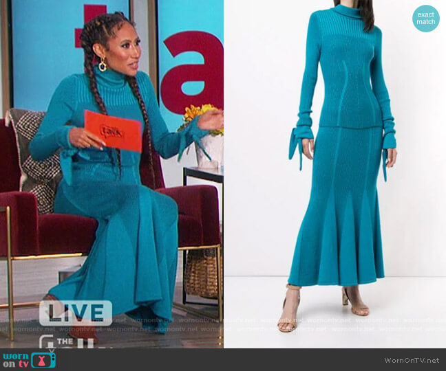 Knotted Sleeves Ribbed Jumper and Skirt by Carolina Herrera worn by Elaine Welteroth on The Talk