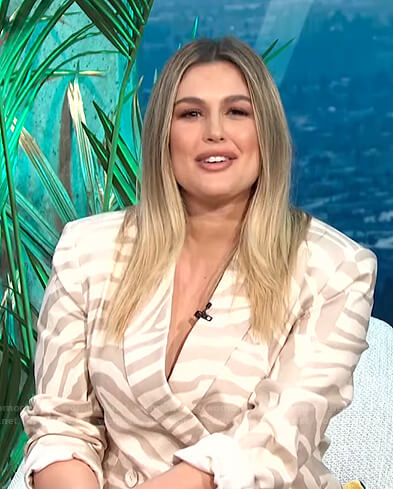 Carissa’s zebra print blazer on E! News Daily Pop