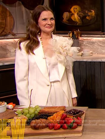 Drew’s white blazer and pants on The Drew Barrymore Show