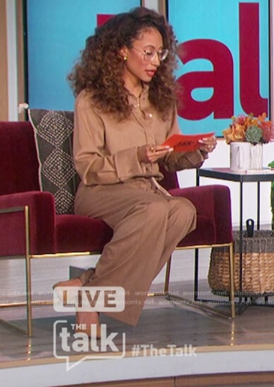 Elaine’s beige blouse and pants on The Talk