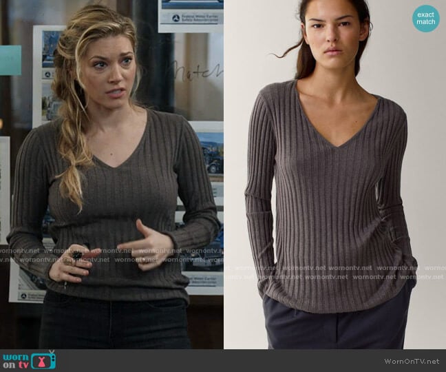 Massimo Dutti Ribbed V-neck sweater in a cotton/wool blend worn by Jenny Hoyt (Katheryn Winnick) on Big Sky